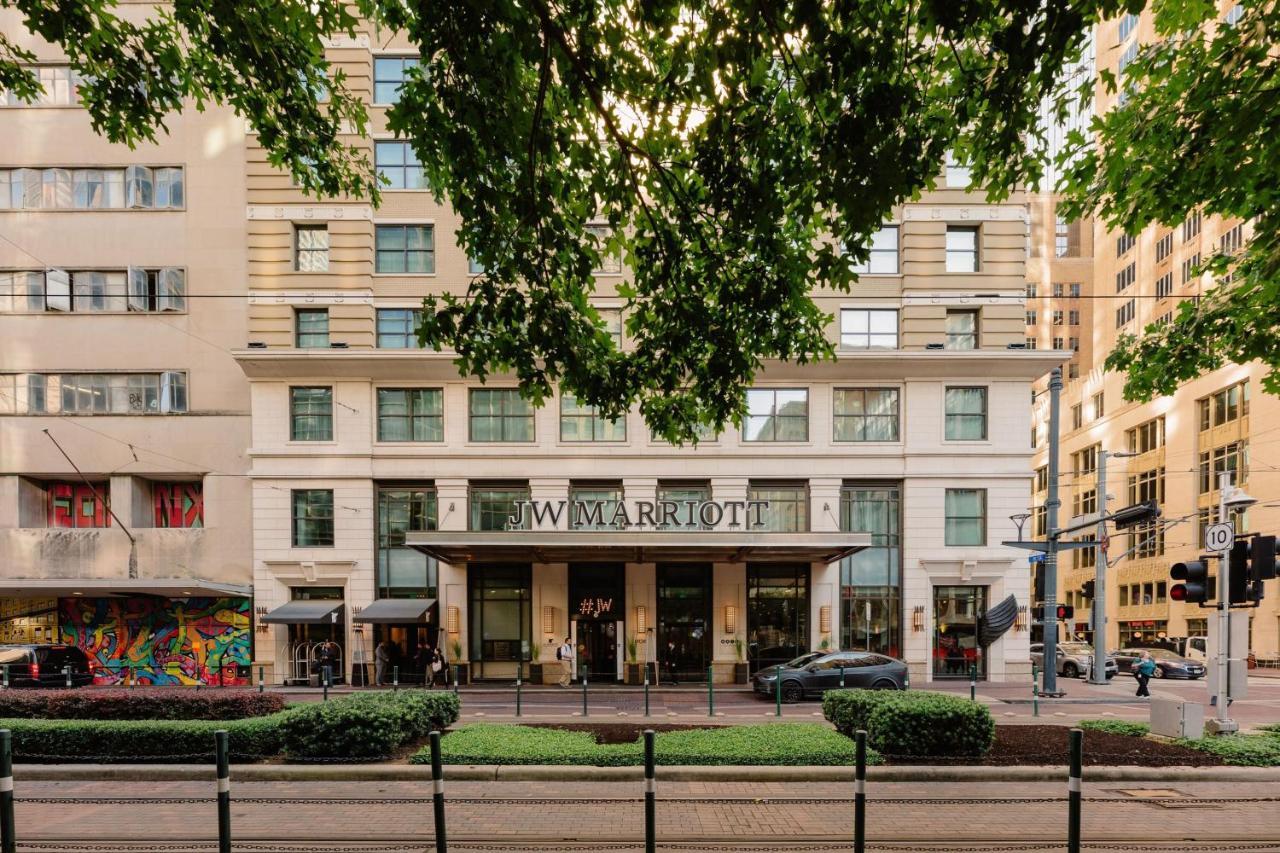 Jw Marriott Houston Downtown Hotel Екстериор снимка