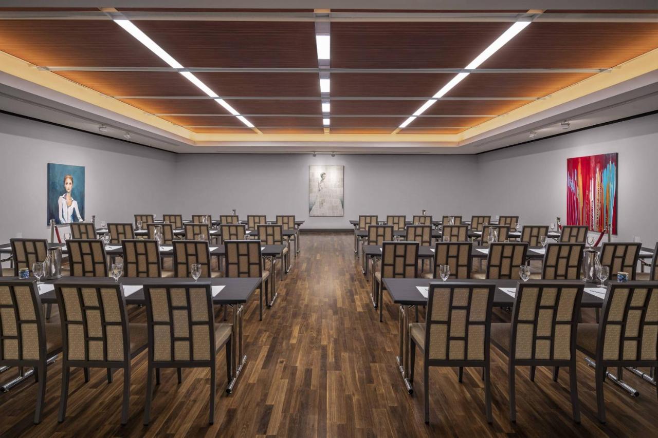 Jw Marriott Houston Downtown Hotel Екстериор снимка
